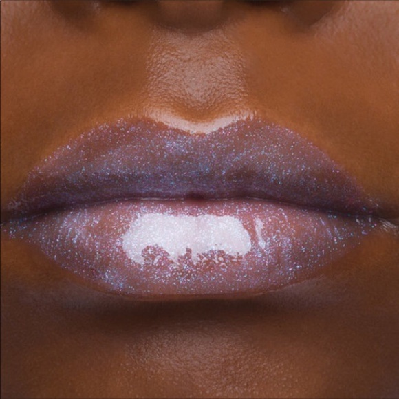 Stila Beauty Boss Plumping Lip Gloss WHITESPACE - Picture 3 of 13